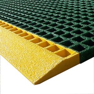 Close up of QuartzGrip Standard mesh edging ramp