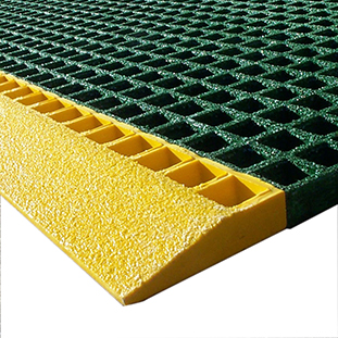 QuartzGrip® Mesh Edging Ramp