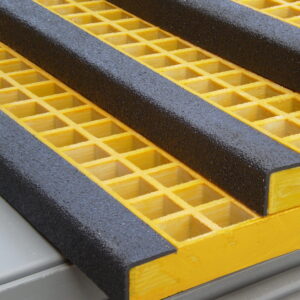 Close up of Quartzgrip Standard Mesh Stair Tread in Yellow and Black