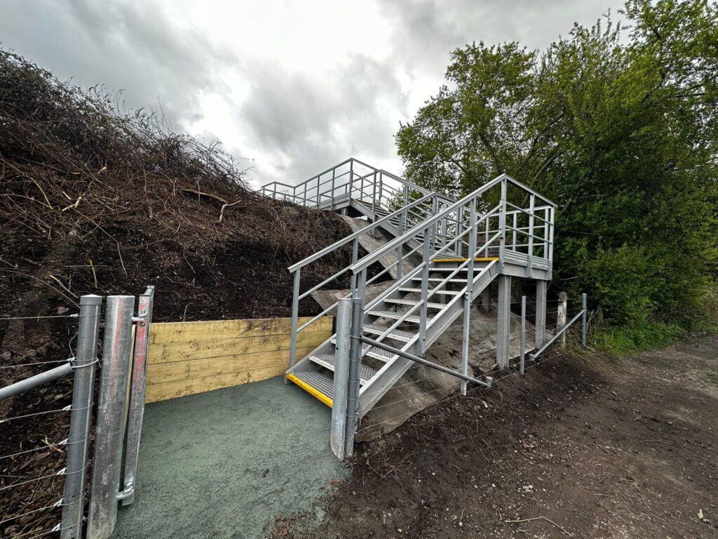 A Network Rail staircase provided by Step on Safety